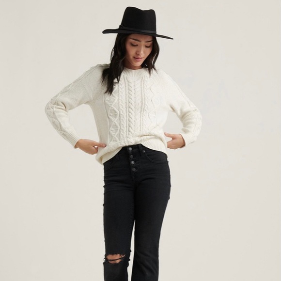 ✨ Final Price ✨ Lucky Brand Cable Knit Sweater - Picture 2 of 14